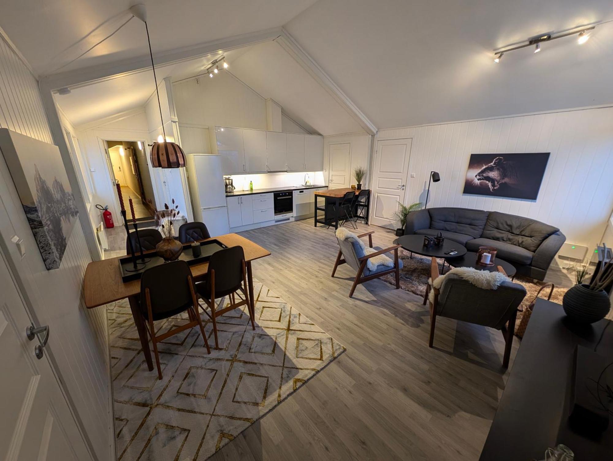 Reine City Apartment Værelse billede